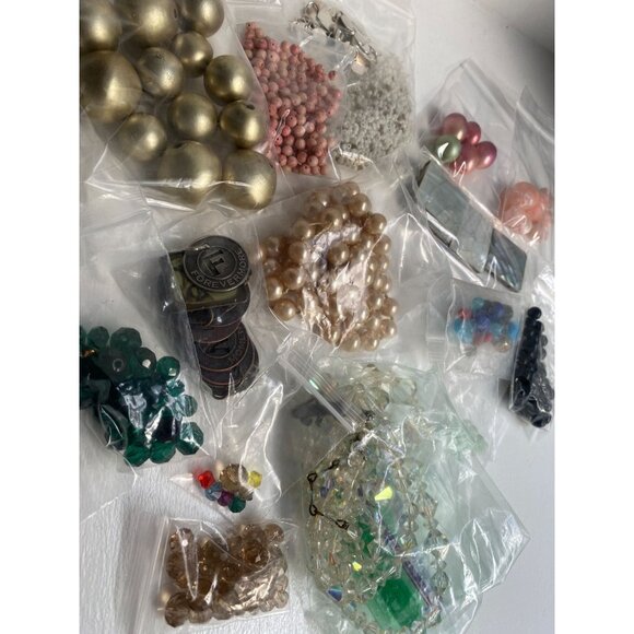 Mixed bead Lot Multiple Colors, Sizes, Stone, Crystal, Metal, Glass, Shell - Picture 7 of 7